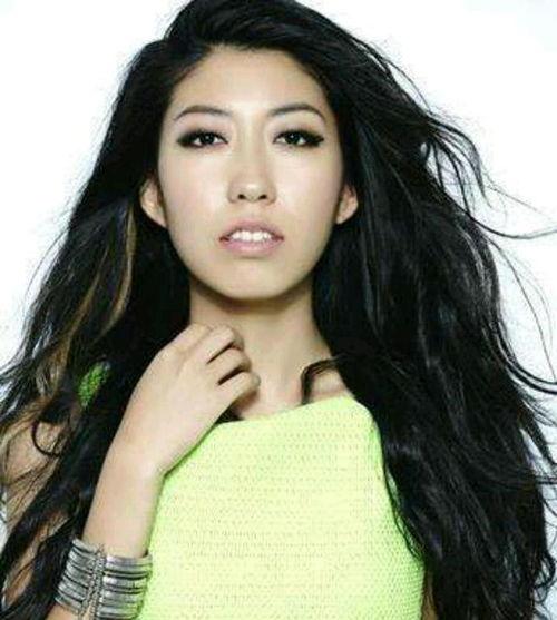 吃瓜曲婉婷,从“吃瓜”歌手到音乐才女，她的成长之路